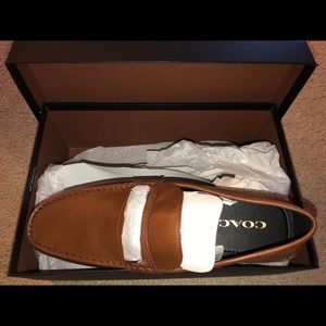 Men’s tan 10.5 Coach Mott Varsity C Drive Loafers
